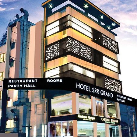 Hotel Srr Grand Madrás Exterior foto